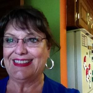 Meet your Posher, Sandy